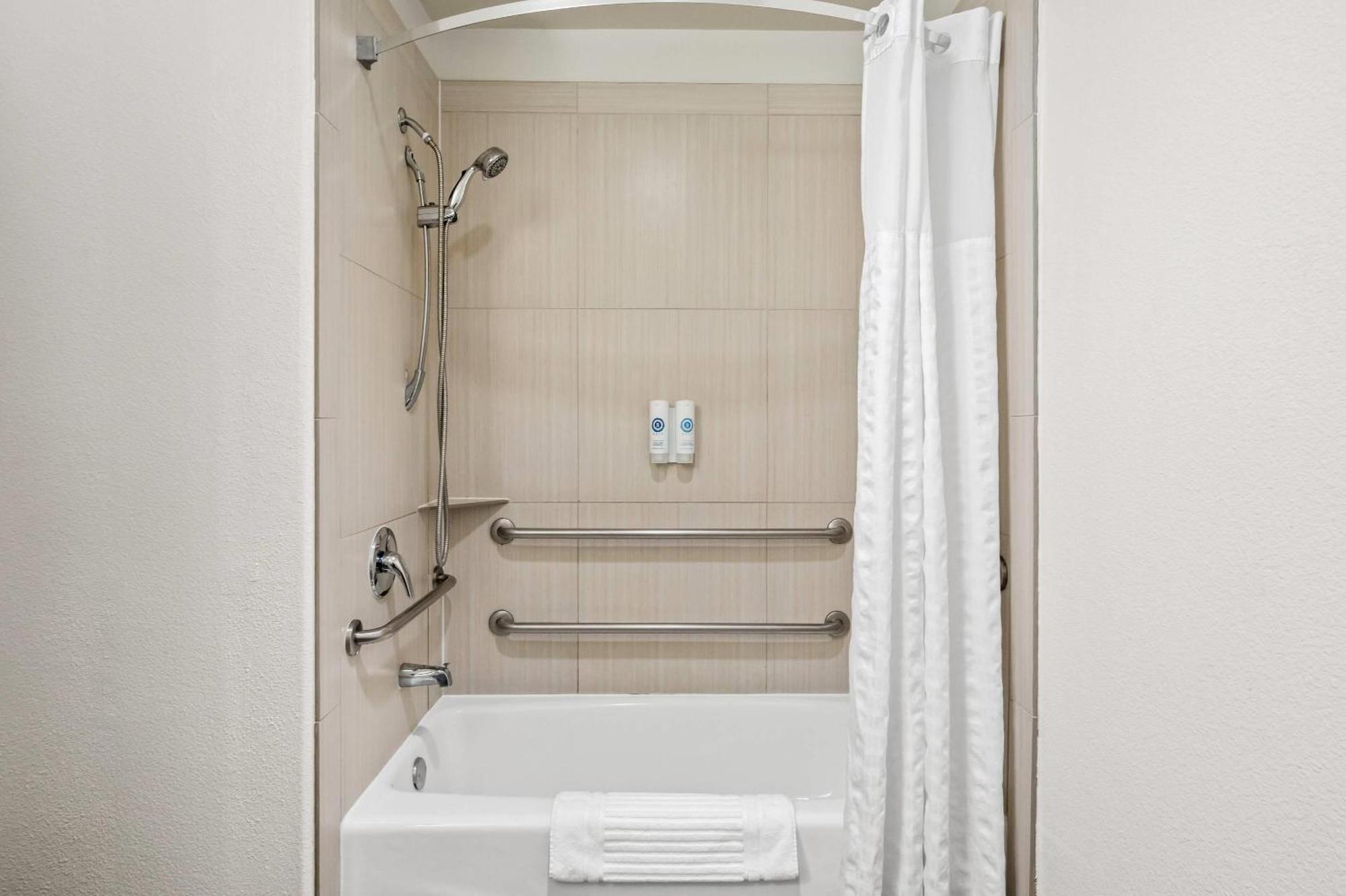 Comfort Suites Waxahachie - Dallas Exterior photo